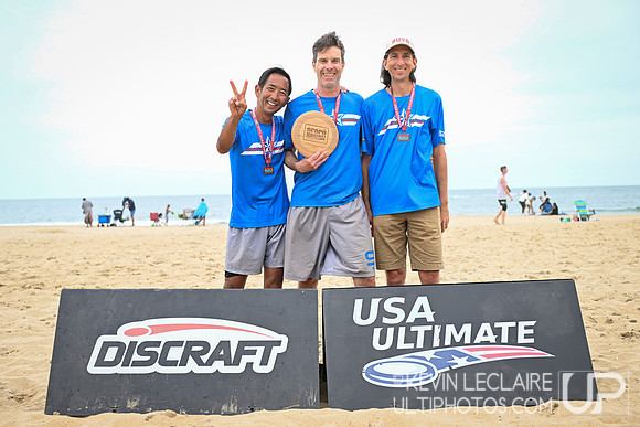 Merica GGM Men's 2nd Place Team Photo - 2025 Beach Championships