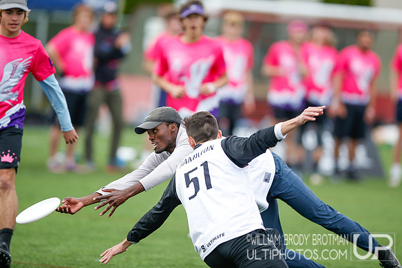 Day 2 of USA Ultimate 2022 D-III College Championships