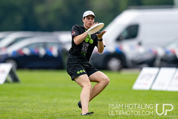 Melbourne Ellipsis vs Wildcats in pool play at World Ultimate Club Championships