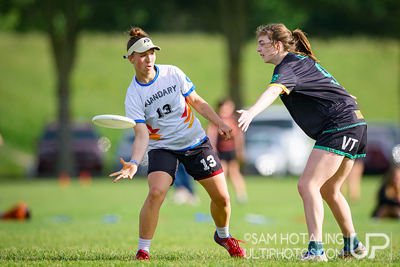 Pool play at USAU D-I College Championships