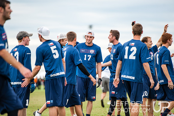 USAU_Nationals_2013_Friday_20131018_100736_JBP4290