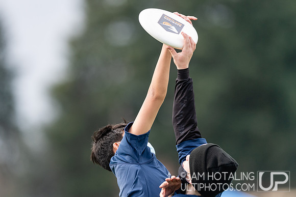 Youth ultimate frisbee at Seven Hills Invite