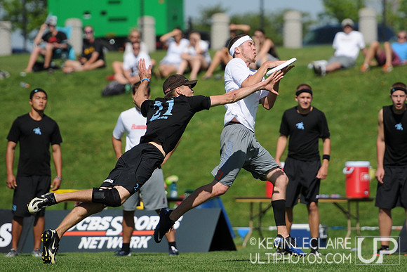 Friday 2:30pm round -- 2011 USAU College Championships