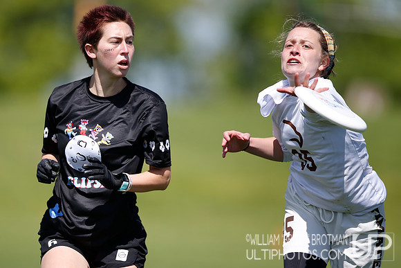 Day 2 of USA Ultimate 2022 D-III College Championships
