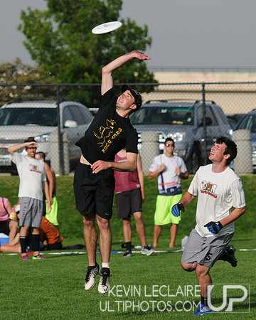 2012 USAU D-I College Championships Saturday Action