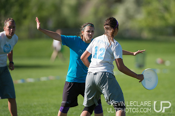 2012 USAU D-I College Championships Sunday Action