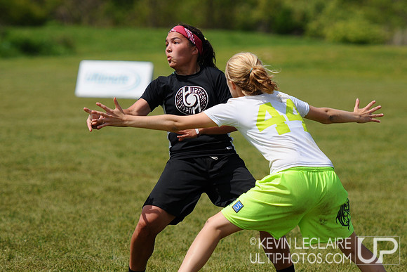 2010 UPA High School Girls Eastern Championship Finals -- Amherst vs. YHB