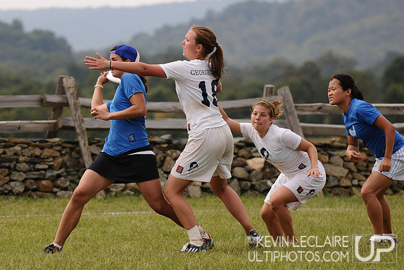 Sunday Women's Division - Georgetown v. Dirty Ladies A - 2009 Capital Sectionals