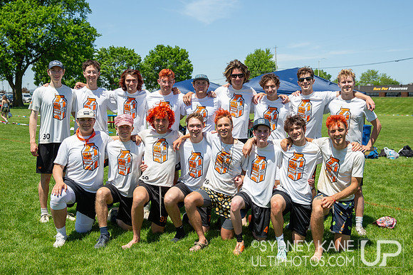 Bates Team Photo 2024 USA Ultimate Division III College Champion