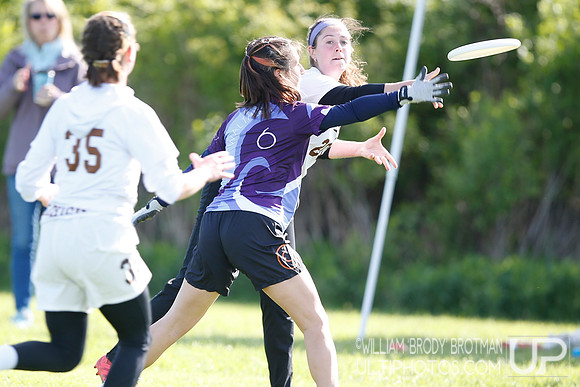 Day 2 of USA Ultimate 2022 D-III College Championships