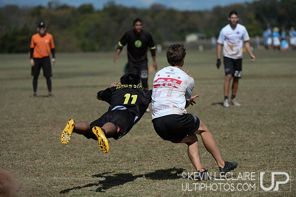 2013 Mid-Atlantic Regionals Sunday action