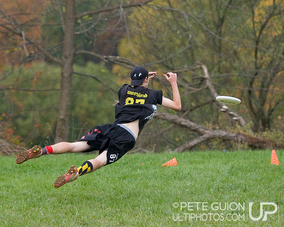 Round 5 Pool Play action from Patriot Games 2011.