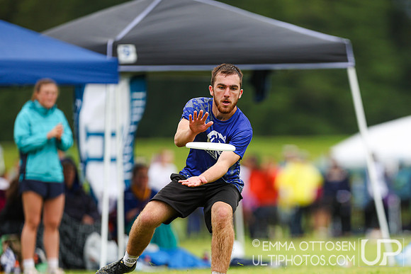 Saturday full coverage from USAU D-IIII College Championships: Round 3