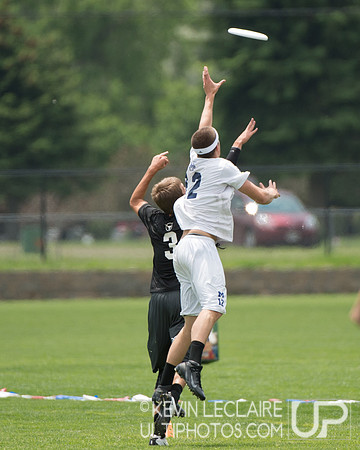 2012 USAU D-I College Championships Friday Action