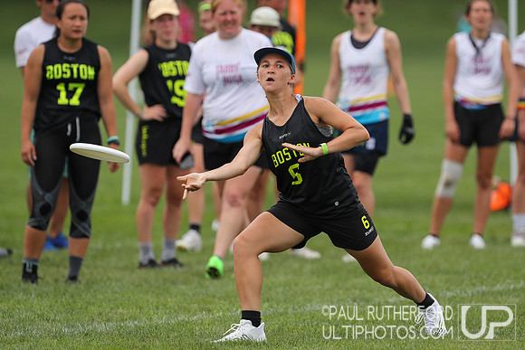 Boston Brutesquad and Tabby Rosa at the 2022 World Ultimate Club Championships