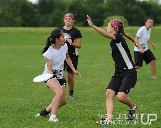 Saturday 10:45am Girls Divison -- 2011 High School Easterns