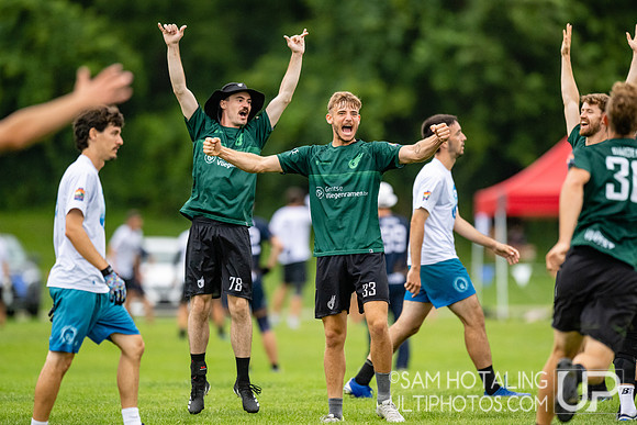 Gentle vs Guayota in pool play at World Ultimate Club Championships