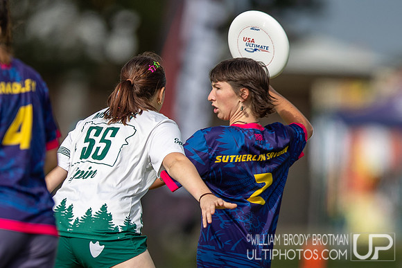Day 1 of the USA Ultimate D-I College Championships