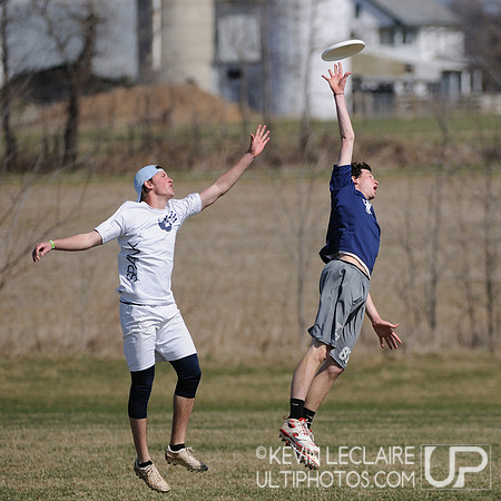 Sunday Open Division Finals Round Action