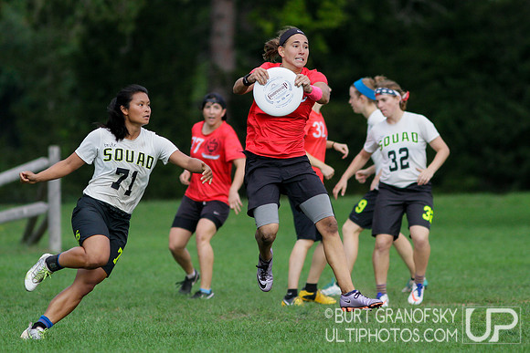 Saturday - Womens Round 1 - 2016 USAU Northeast Regionals