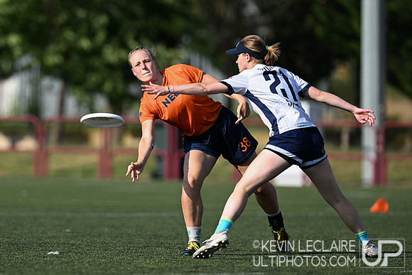 USA Mixed v Netherlands - WU24 Wednesday