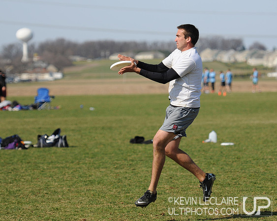 Sunday Open Division Finals Round Action