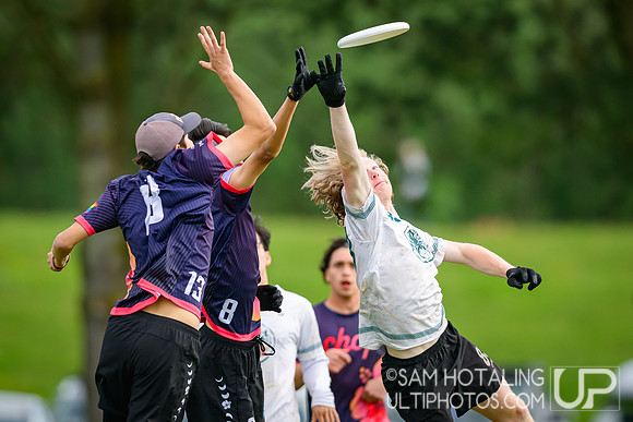 Semifinals at USAU D-III College Championships