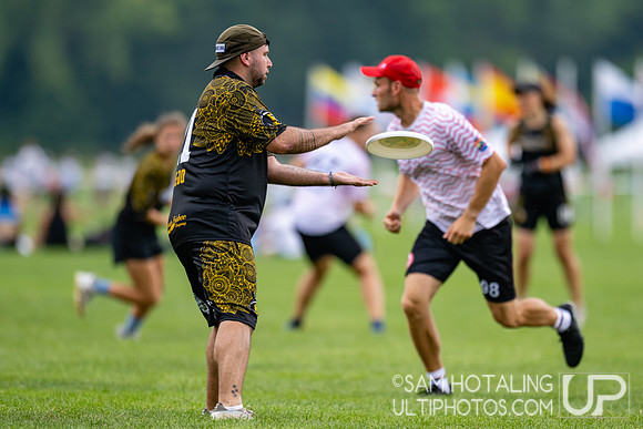 Charrúa vs Eintracht Frankfurt in pool play at World Ultimate Club Championships