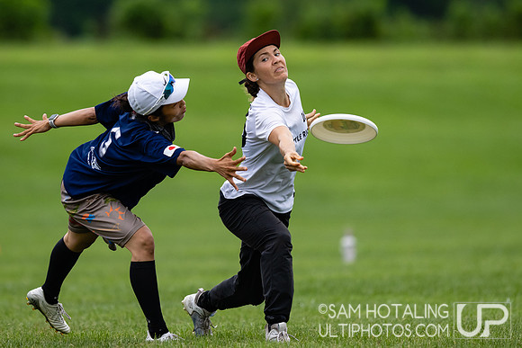 Bracket Play at World Ultimate Club Championships