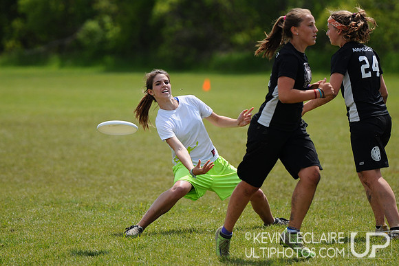 2010 UPA High School Girls Eastern Championship Finals -- Amherst vs. YHB