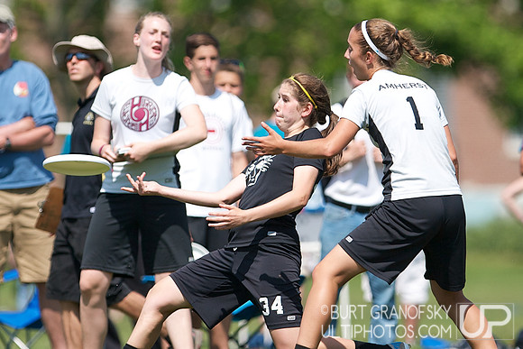 Girls Division, Championship -- 2012 USAU HS Northeasterns