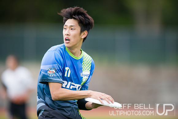 Riptide_Flamethrowers_20140427_150726_JBP01795