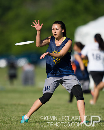 2014 USAU D-I College Champs Saturday Round 1 Action
