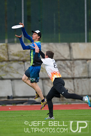 Riptide_Flamethrowers_20140427_143424_JBP01301