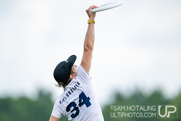 Bristol Women vs FABulous in pool play at World Ultimate Club Championships