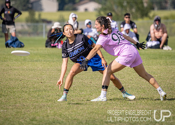 Edmonton, AB: Canadian Ultimate Seniors Championships 2025. Saturday, Aug. 16