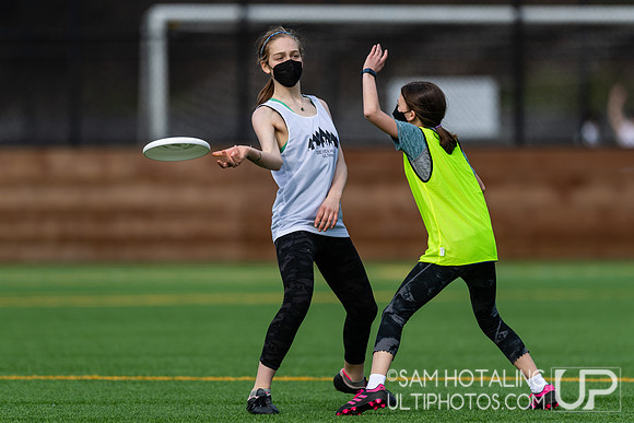 Youth ultimate frisbee at Seven Hills Invite