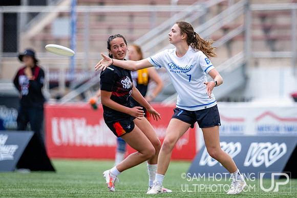 Finals at USAU DI College Championships