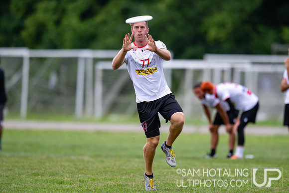CUSB Open vs Sunder in pool play at World Ultimate Club Championships