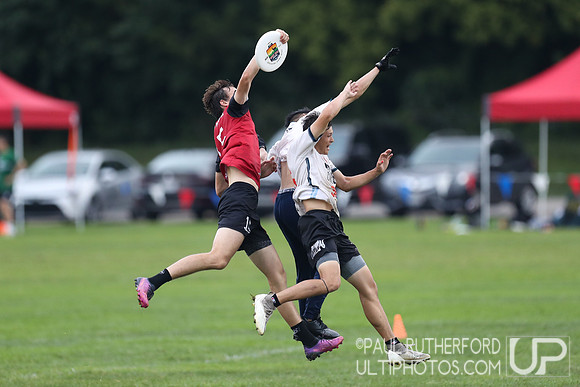 Clapham Ultimate and Rhino Slam! at the 2022 World Ultimate Club Championships