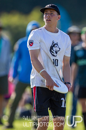 Day 2 of the USA Ultimate D-I College Championships