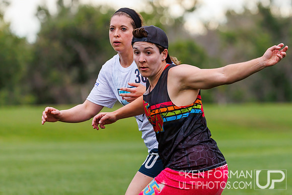 Hot Flash vs. Molly Grey