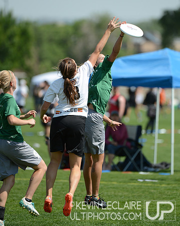 2012 USAU D-I College Championships Friday Action