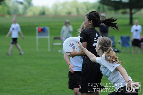 Saturday 10:45am Girls Divison -- 2011 High School Easterns
