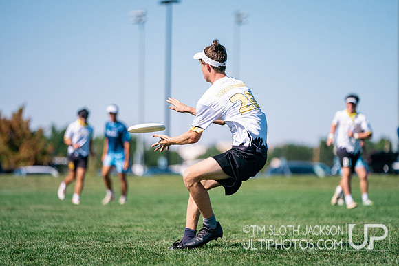 Pool play at 2024 USAU Youth Club Championship