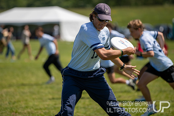 Day 2 of the USA Ultimate D-I College Championships