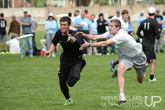 2012 USAU D-I College Championships Friday Action