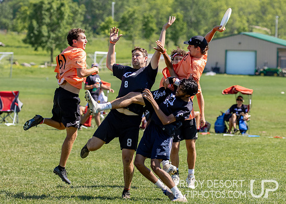 2024 USA Ultimate Division I College Championships ©