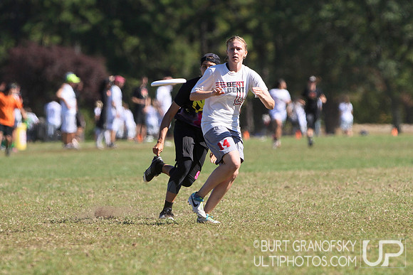 USAU NE Regionals 2013 -- Women's, Sunday Round 3