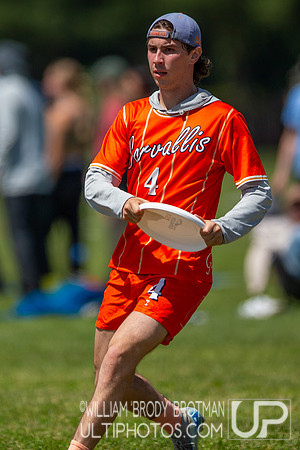 Day 2 of the USA Ultimate D-I College Championships